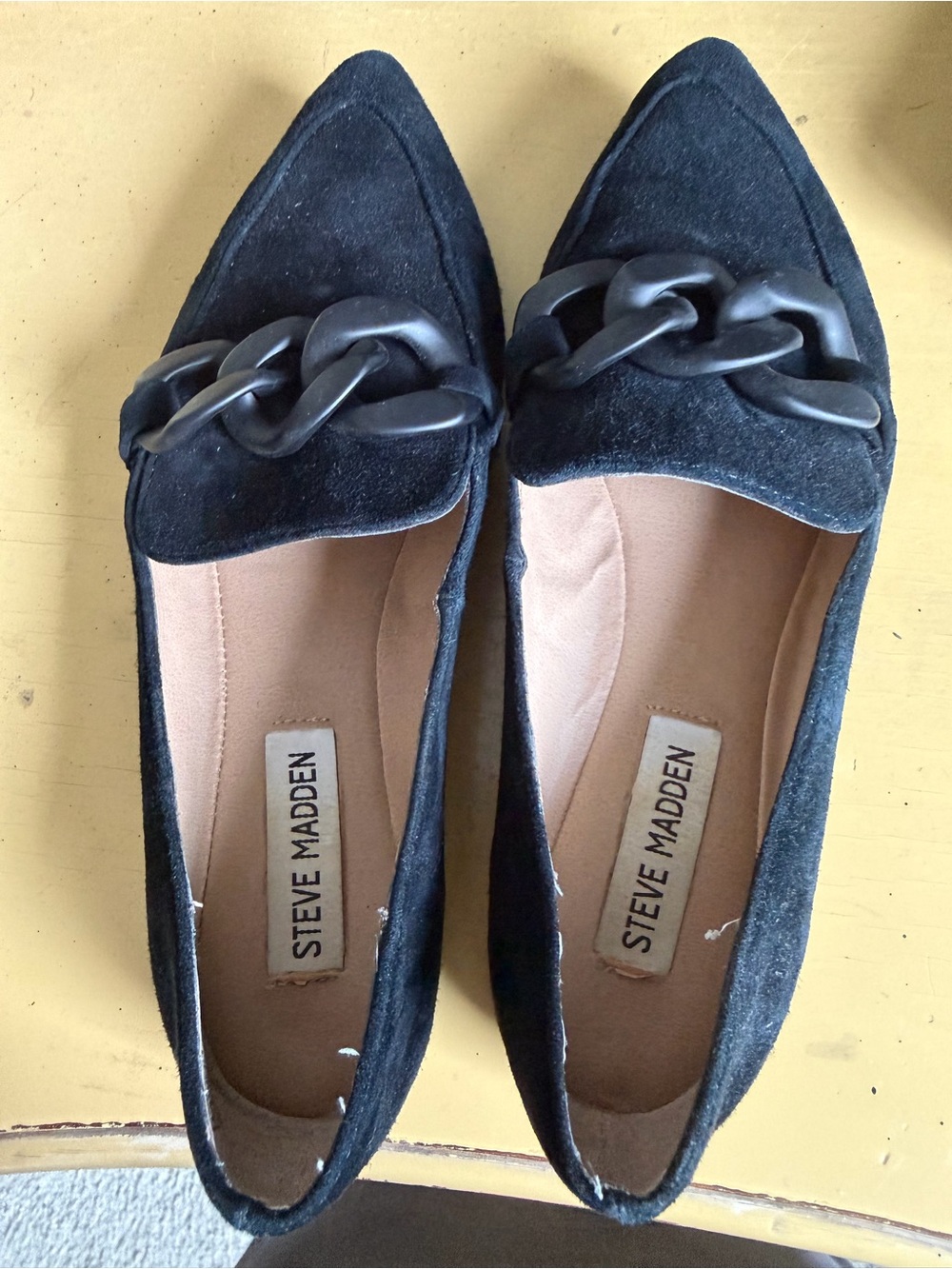 Steve Madden Black Pointed-Toe Flats with Chunky Chain